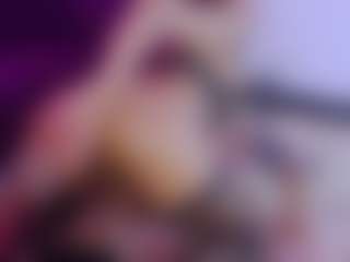 Live cam show with Daliana-Gounbolt - Self Suck on AdultVida.com