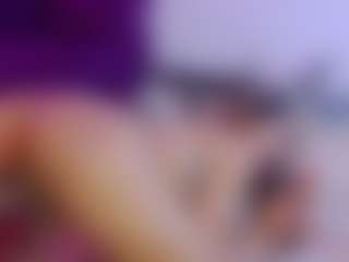 Live cam show with Daliana-Gounbolt - Facial Piercings on camwithhim.com