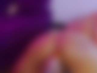 Live cam show with Daliana-Gounbolt - Muscular on CamSodaAdn