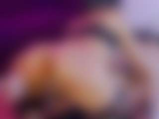 Live cam show with Daliana-Gounbolt - Facial Piercings on sexytreat.net