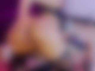 Live cam show with Daliana-Gounbolt - Spank on fuklive.com