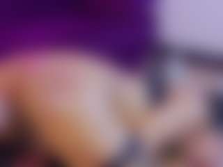 Live cam show with Daliana-Gounbolt - Drinking on SxyPornLive