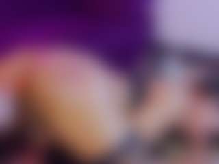 Live cam show with Daliana-Gounbolt - Drinking on boobsie.com