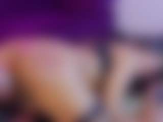 Live cam show with Daliana-Gounbolt - Flat Chested on boobsie.com