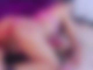 Live cam show with Daliana-Gounbolt - Average on Hubzter Live