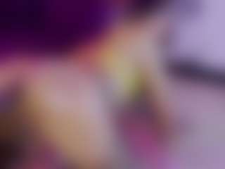 Live cam show with Daliana-Gounbolt - Tease on Camsoda