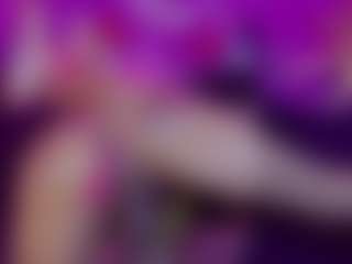 Live cam show with Daliana-Gounbolt - Dirty Talk on madthumbs