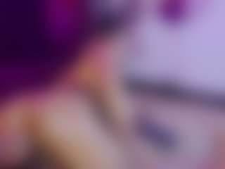 Live cam show with Daliana-Gounbolt - Bald on Camsoda