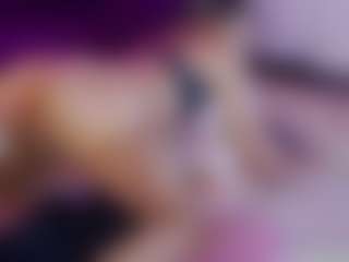 Live cam show with Daliana-Gounbolt - Smoking on Camsoda