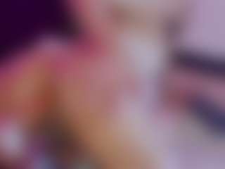Live cam show with Daliana-Gounbolt - Brown Eyes on Camsoda Late Night