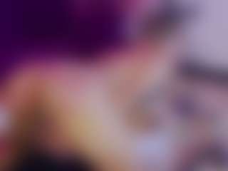 Live cam show with Daliana-Gounbolt - Drinking on Instabang