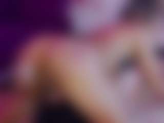 Live cam show with Daliana-Gounbolt - Average on sexylive.show