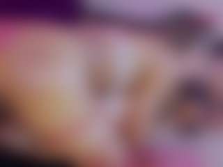 Live cam show with Daliana-Gounbolt - Orgasm on boobsie.com