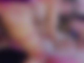 Live cam show with Daliana-Gounbolt - Smoking on boobsie.com