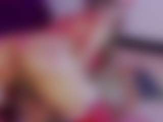 Live cam show with Daliana-Gounbolt - Uk on Camsoda | colombia