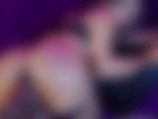 Live cam show with Daliana-Gounbolt - Tease on Mixed Magazine Live