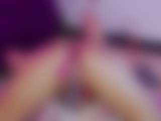 Live cam show with Daliana-Gounbolt - Drinking on Camversity
