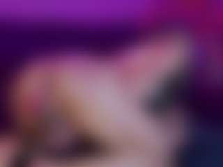 Live cam show with Daliana-Gounbolt - Spank on Milfs Live