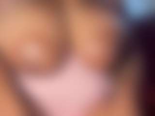 honeyglow22's Live Sex Cam Show