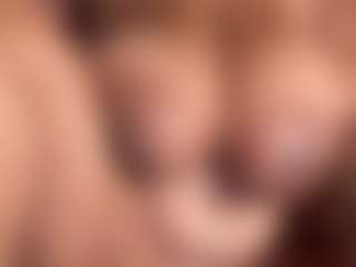 honeyglow22's Live Sex Cam Show