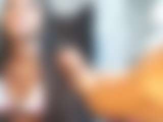 MiaDeseo's Live Sex Cam Show
