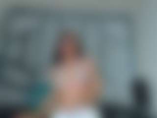 Live cam show with PerlaJohnsonRs - Normal on Camsoda