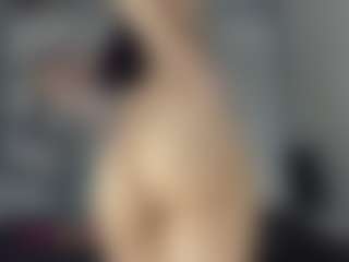 Live cam show with PerlaJohnsonRs - Ass Clapping on Camsoda