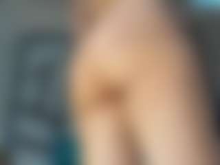 PerlaJohnsonRs's Live Sex Cam Show