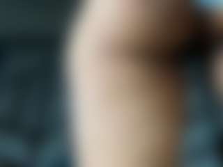 Live cam show with PerlaJohnsonRs - Small Tits on livesuperchat.net