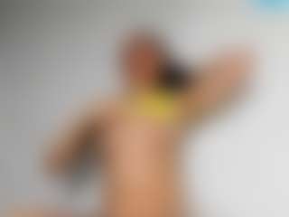 PerlaJohnsonRs's Live Sex Cam Show