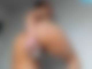 PerlaJohnsonRs's Live Sex Cam Show