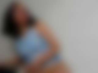 PerlaJohnsonRs's Live Sex Cam Show