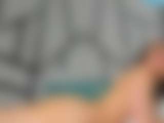 Live cam show with PerlaJohnsonRs - Ass Clapping on livesuperchat.net