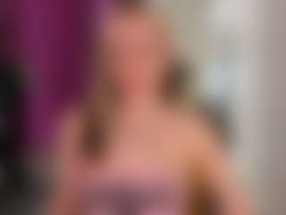Live cam show with Rocket - Moan on Sweet Sext