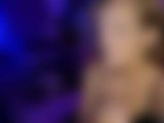 Live cam show with sarahdellison - Blue Eyes on CamClone