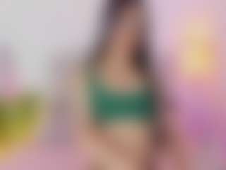 Live cam show with ScarlettSteelee - Nipple Piercings on CamClone