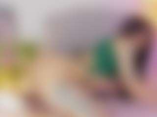 Live cam show with ScarlettSteelee - Average on Dolls Live