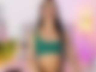 Live cam show with ScarlettSteelee - Nipple Piercings on CamClone
