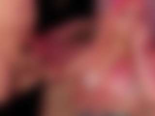 Live cam show with Sextape-couple - Bikini on https://playwithruby.com