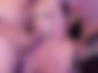 Live cam show with Sextape-couple - Eating Pussy on Camsoda