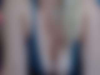 Guitarchikk's Live Sex Cam Show