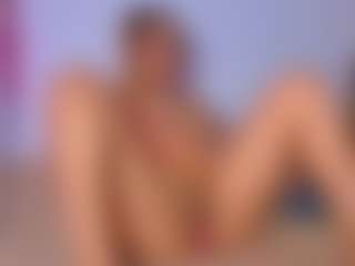 Live cam show with pollygrey - Striptease Teen (18+) on LiveSexCams6
