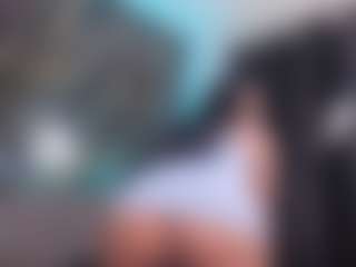 Live cam show with Kattysoto - Shaved Pussy on Pornisteam.com
