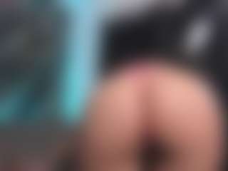 Live cam show with Kattysoto - Asshole Ebony on Fit Hotties