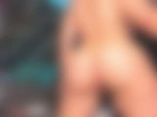Live cam show with Kattysoto - Nipple Piercings on AdultVida.com