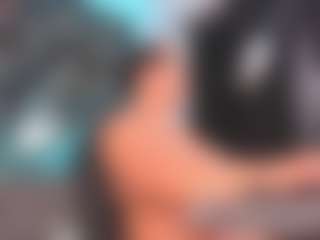 Live cam show with Kattysoto - Shaved Pussy on liverealitysex.com