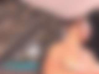 Show en direct avec Kattysoto - Nipple Piercings sur Camsoda