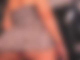Live cam show with Kattysoto - Fingers on Camsoda