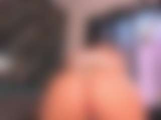 Live cam show with Kattysoto - Shaved Pussy on Camsoda