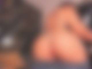 Live cam show with Kattysoto - Black Shaved Pussy on EXY